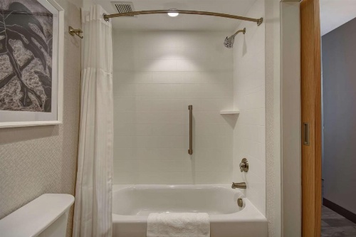 Hilton Garden Inn Jackson image 16