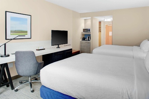 Hilton Garden Inn Jackson image 3